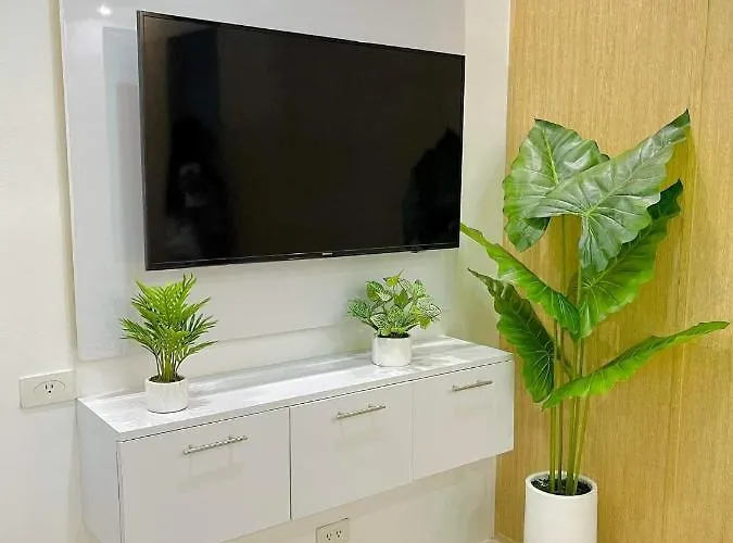 Aparthotel Grass Residences - North Edsa Quezon City *